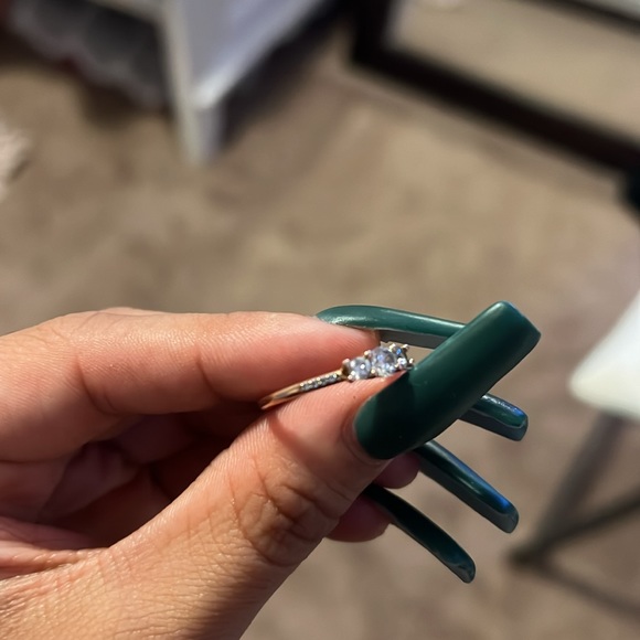 SIZE 7 ROSE GOLD PANDORA RING - Picture 3 of 4